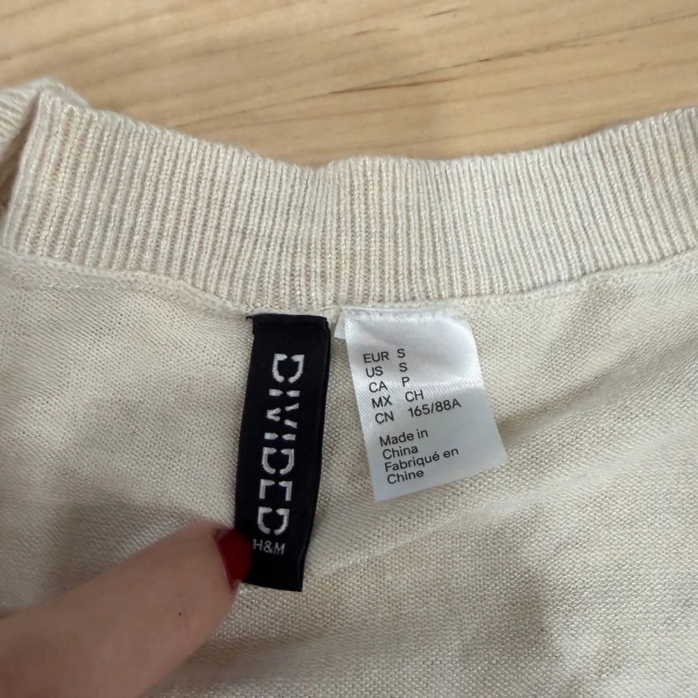 H&M Divided Cream Knit Top